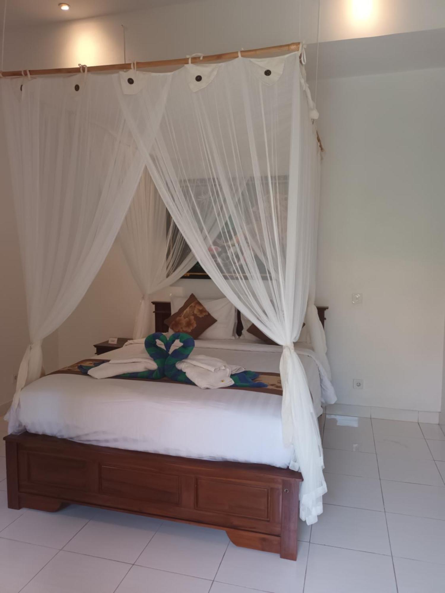 누사 렘봉안 Isola D'Oro Lembongan B&B 외부 사진