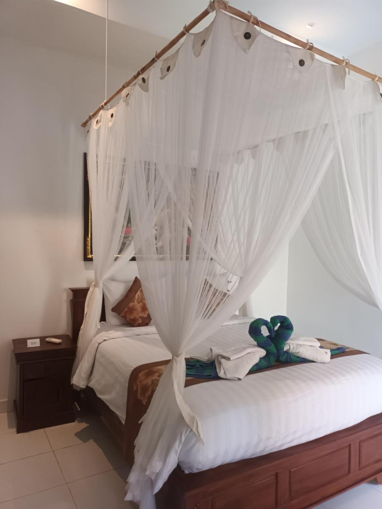 누사 렘봉안 Isola D'Oro Lembongan B&B 외부 사진